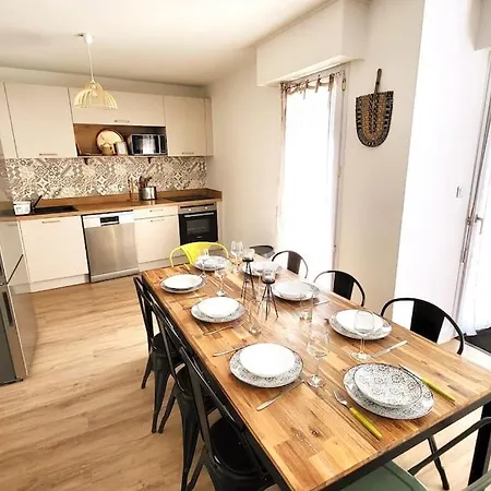 別荘 Maison Avec Jardin Et Parking Pres Du Centre